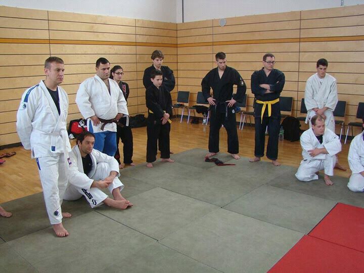 Teilnehmer beim Seminar mit Carlson Gracie Jr